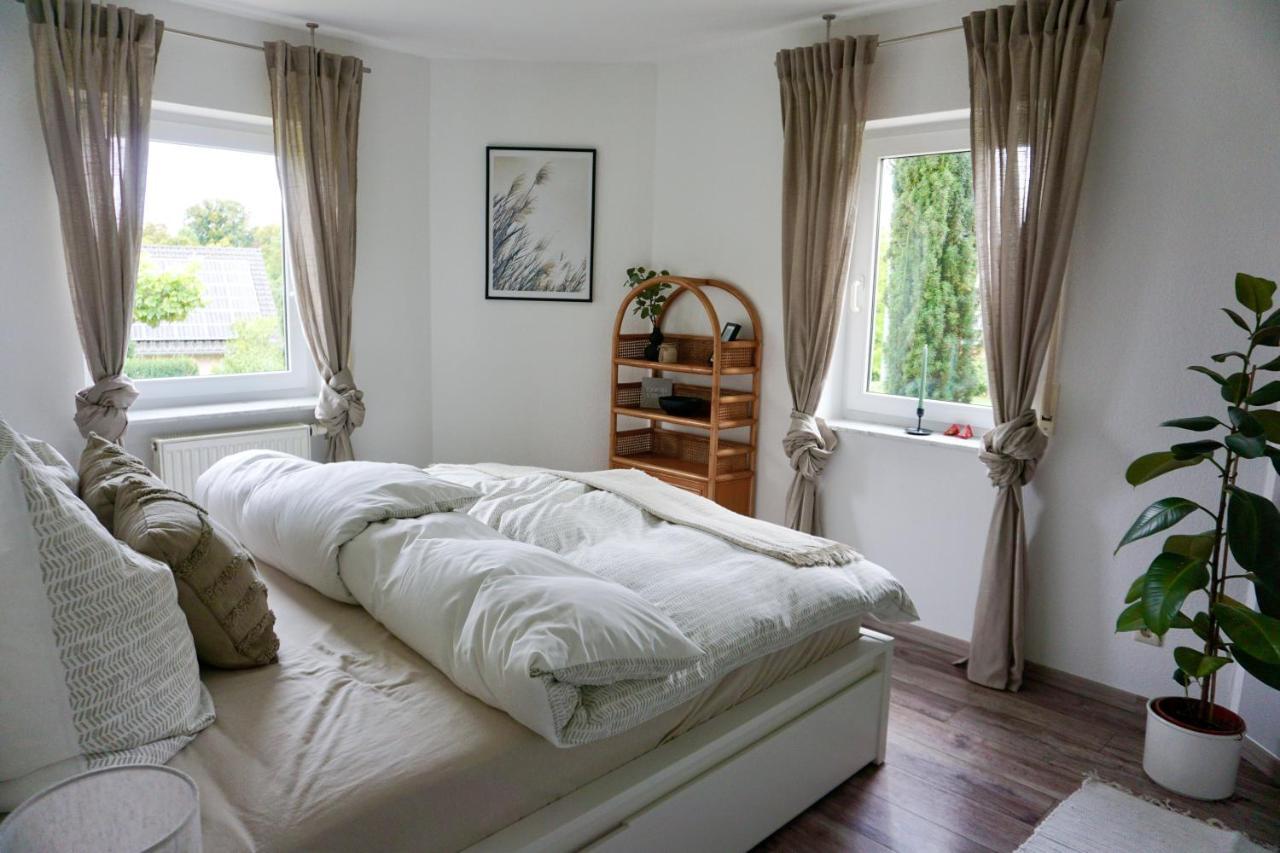 Schoene Wohnung Mit Terrasse & Blick Ins Gruene Dormettingen Dış mekan fotoğraf