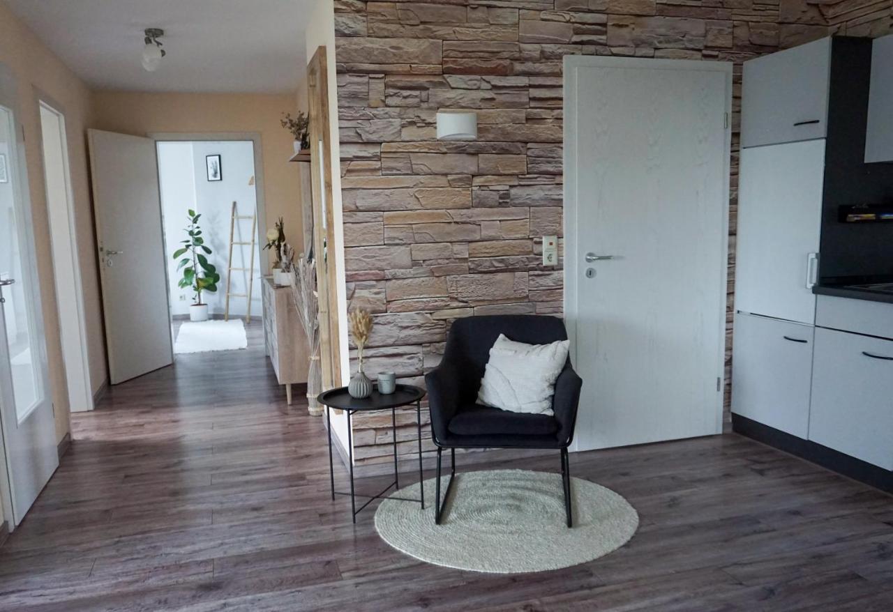 Schoene Wohnung Mit Terrasse & Blick Ins Gruene Dormettingen Dış mekan fotoğraf